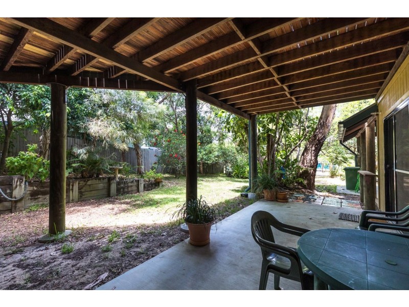 70 Mooloomba Road, Point Lookout QLD 4183