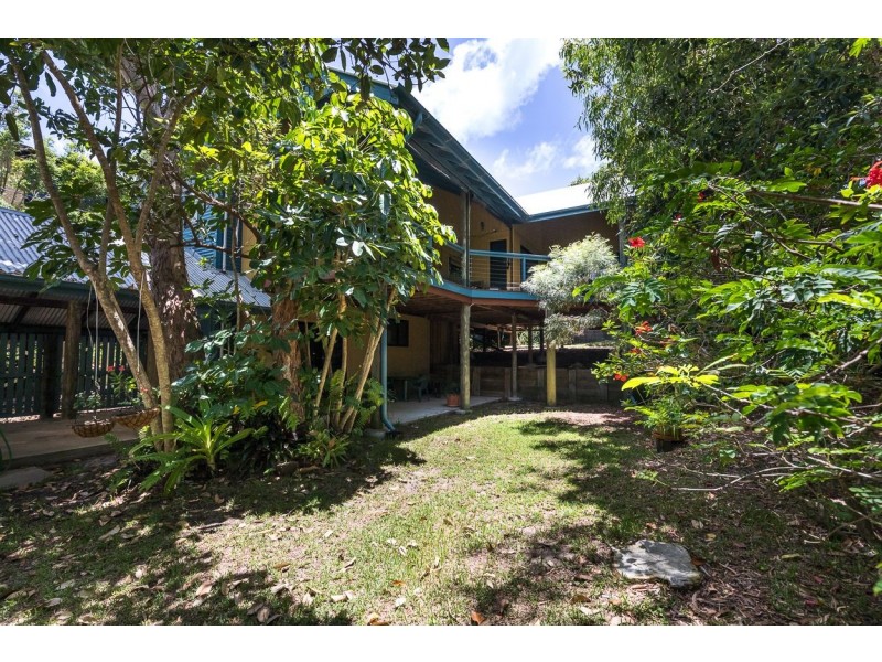 70 Mooloomba Road, Point Lookout QLD 4183