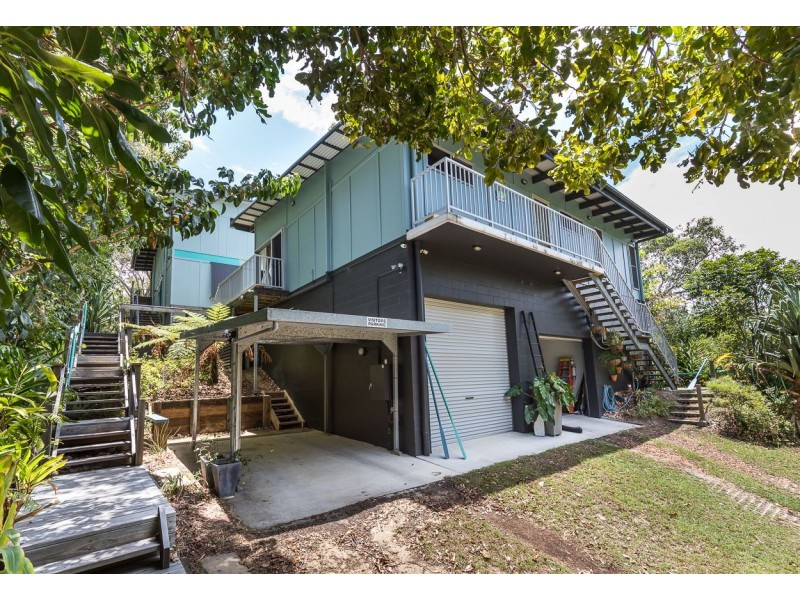 6a Donahue St, Point Lookout QLD 4183