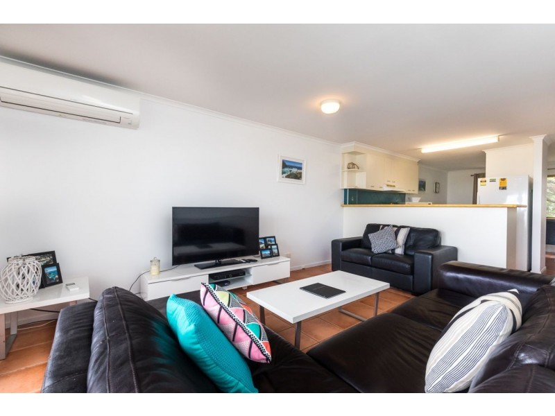 8/21-25 Cumming Parade, Point Lookout QLD 4183