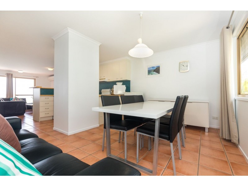 8/21-25 Cumming Parade, Point Lookout QLD 4183