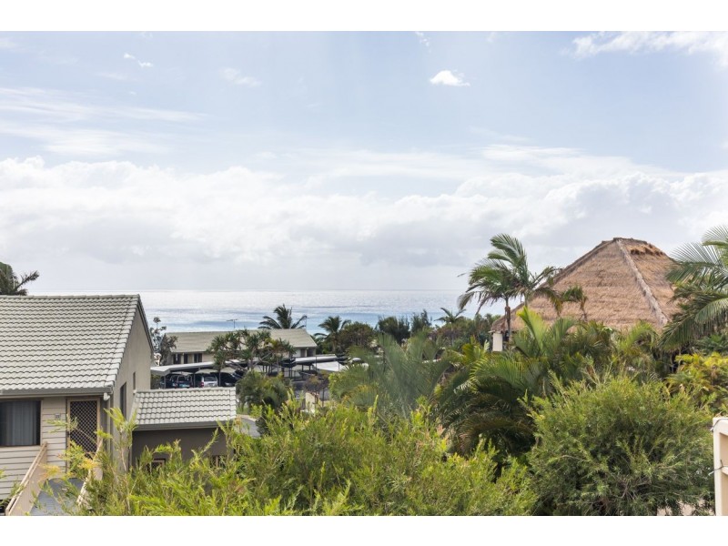 8/21-25 Cumming Parade, Point Lookout QLD 4183