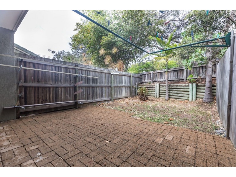 8/21-25 Cumming Parade, Point Lookout QLD 4183