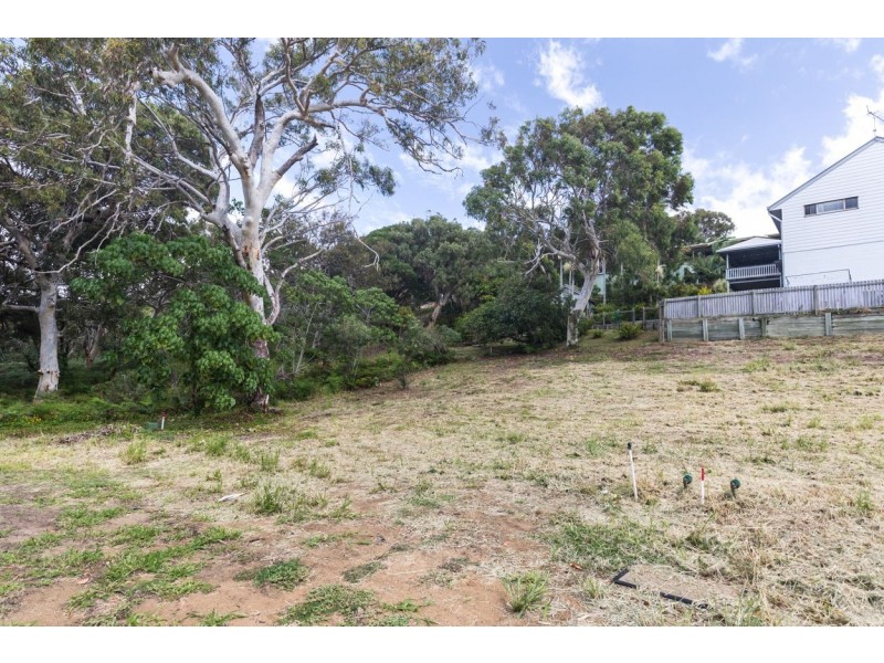 51/3 Grant Avenue, Point Lookout QLD 4183