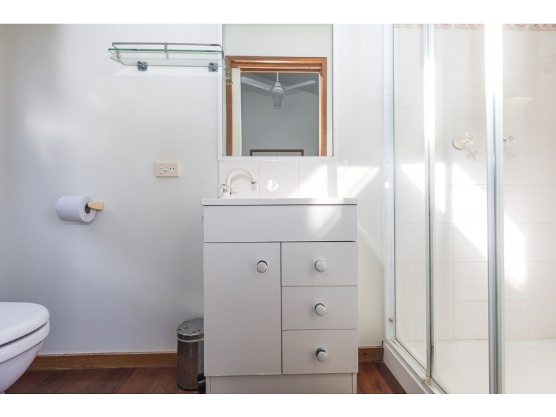 36 Samarinda Way, Point Lookout QLD 4183