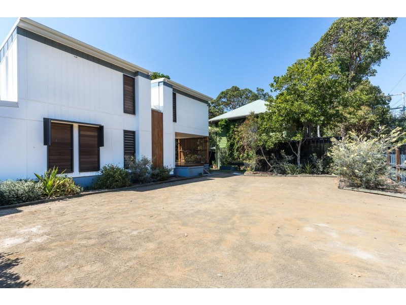 108 Dickson Way, Point Lookout QLD 4183