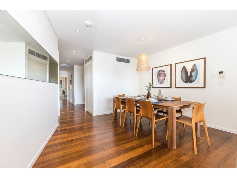 15/158-172 Dickson Way, Point Lookout QLD 4183