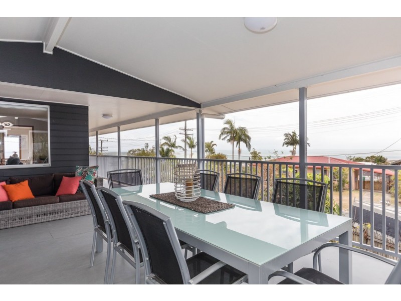 120 Rainbow Crescent, Dunwich QLD 4183