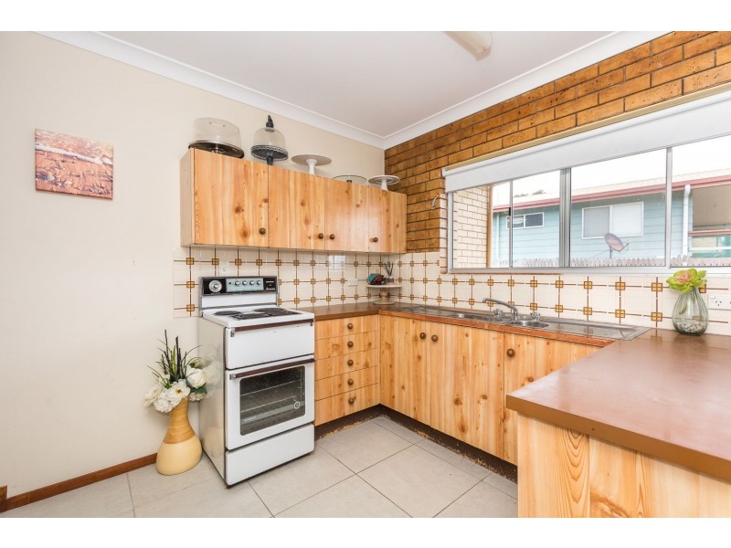 120 Rainbow Crescent, Dunwich QLD 4183