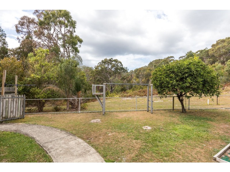 120 Rainbow Crescent, Dunwich QLD 4183