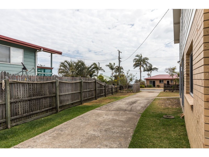 120 Rainbow Crescent, Dunwich QLD 4183