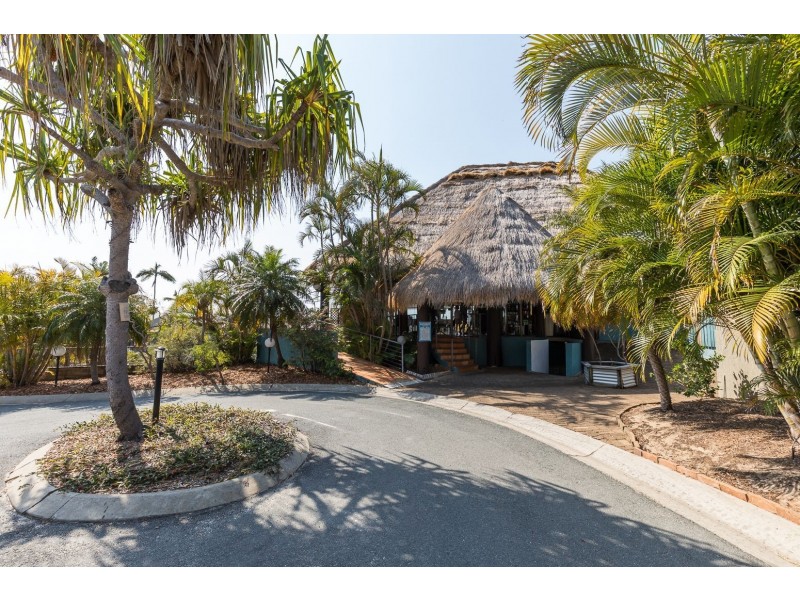 21-25 Cumming Parade, Point Lookout QLD 4183