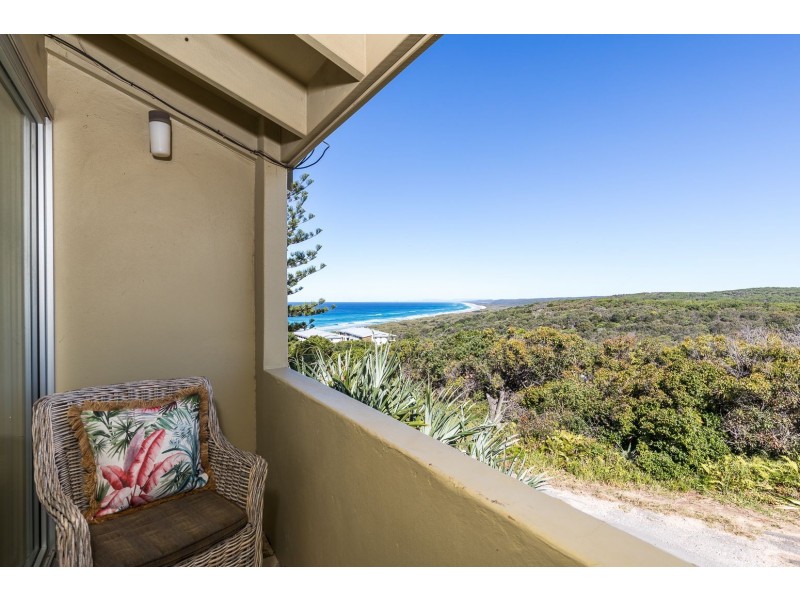1/11 Midjimberry Road, Point Lookout QLD 4183