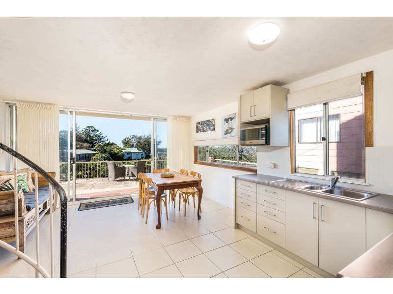 1/11 Midjimberry Road, Point Lookout QLD 4183