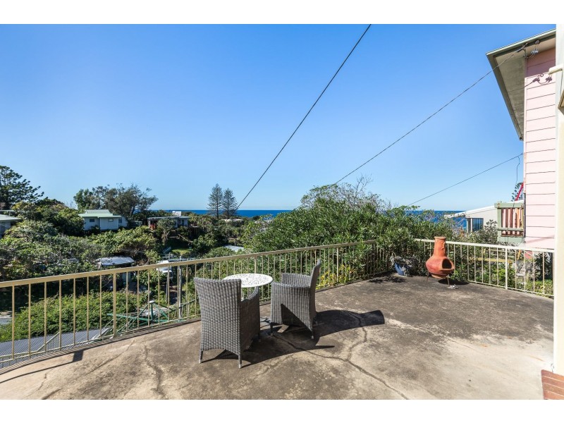 1/11 Midjimberry Road, Point Lookout QLD 4183