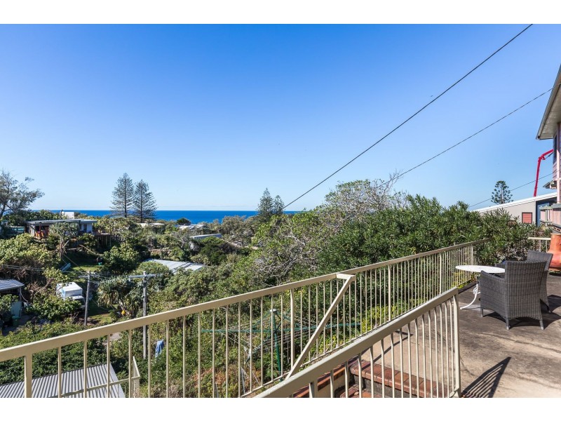 1/11 Midjimberry Road, Point Lookout QLD 4183