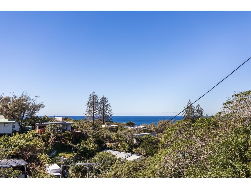 1/11 Midjimberry Road, Point Lookout QLD 4183