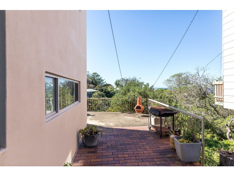 1/11 Midjimberry Road, Point Lookout QLD 4183