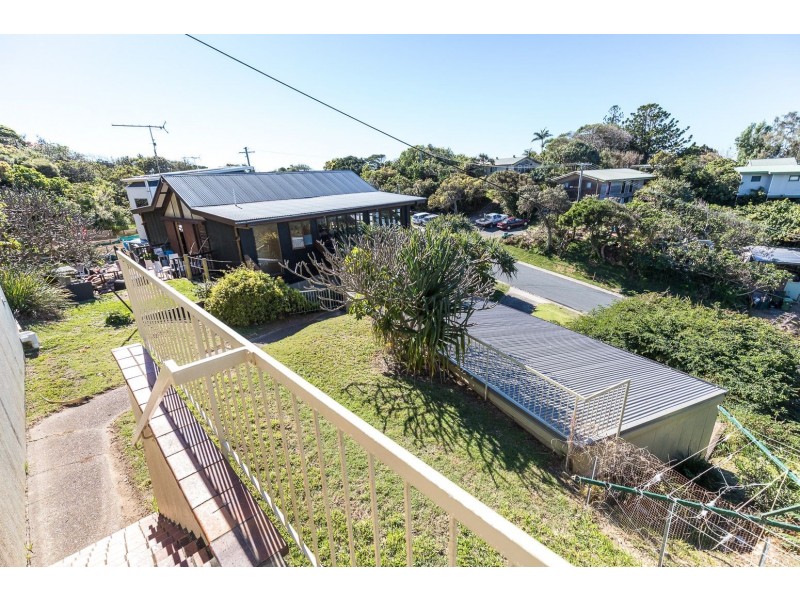 1/11 Midjimberry Road, Point Lookout QLD 4183
