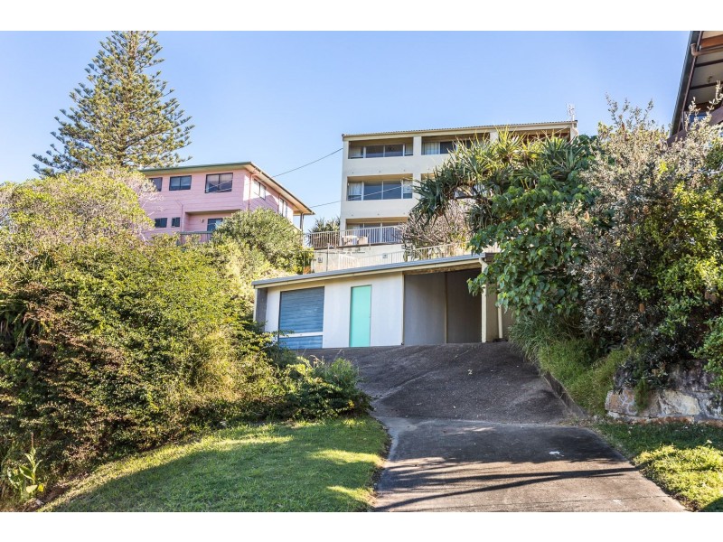 1/11 Midjimberry Road, Point Lookout QLD 4183