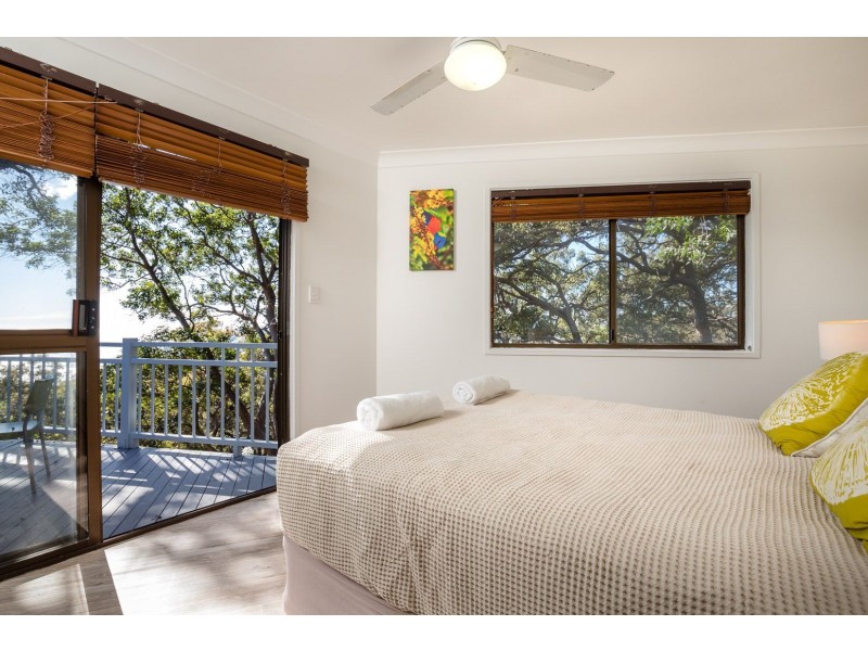 35 Tramican Street, Point Lookout QLD 4183