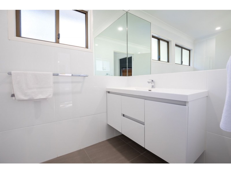 35 Tramican Street, Point Lookout QLD 4183