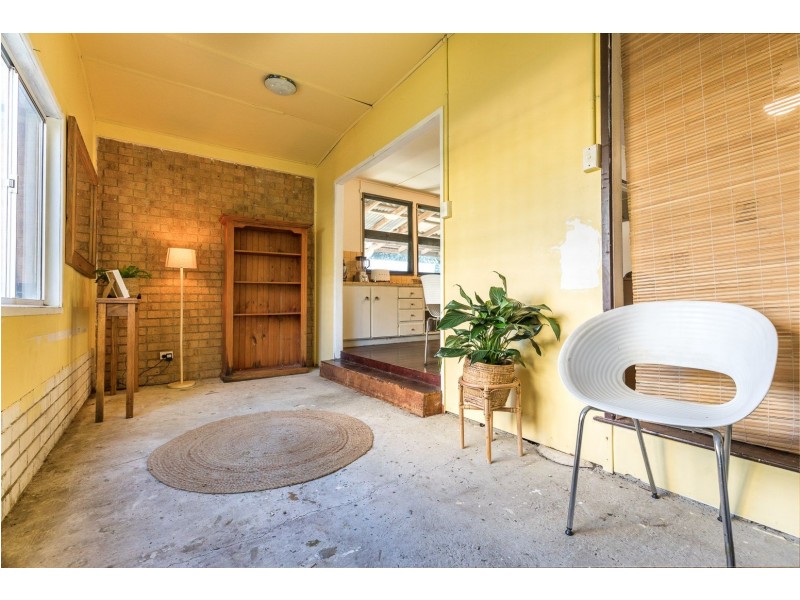 75 Mooloomba Road, Point Lookout QLD 4183
