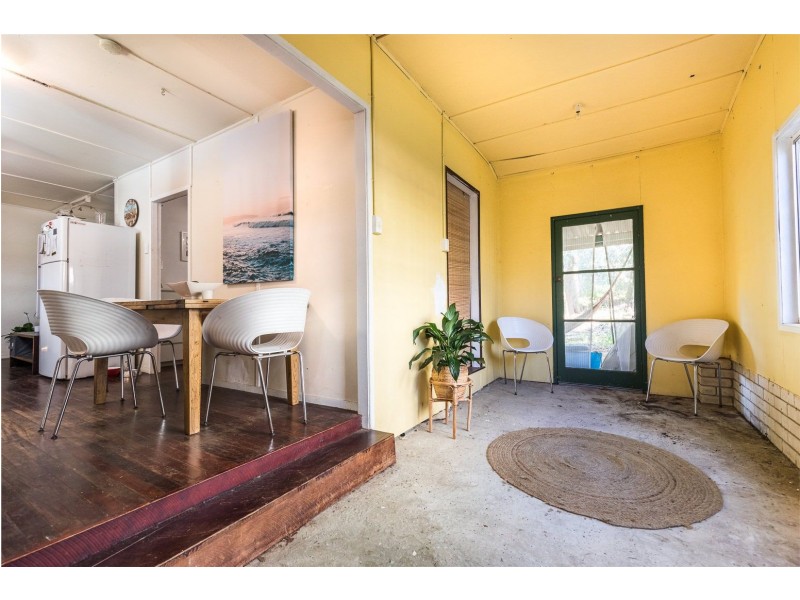 75 Mooloomba Road, Point Lookout QLD 4183