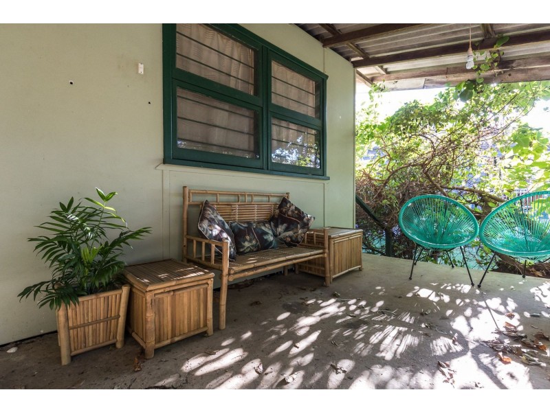 75 Mooloomba Road, Point Lookout QLD 4183