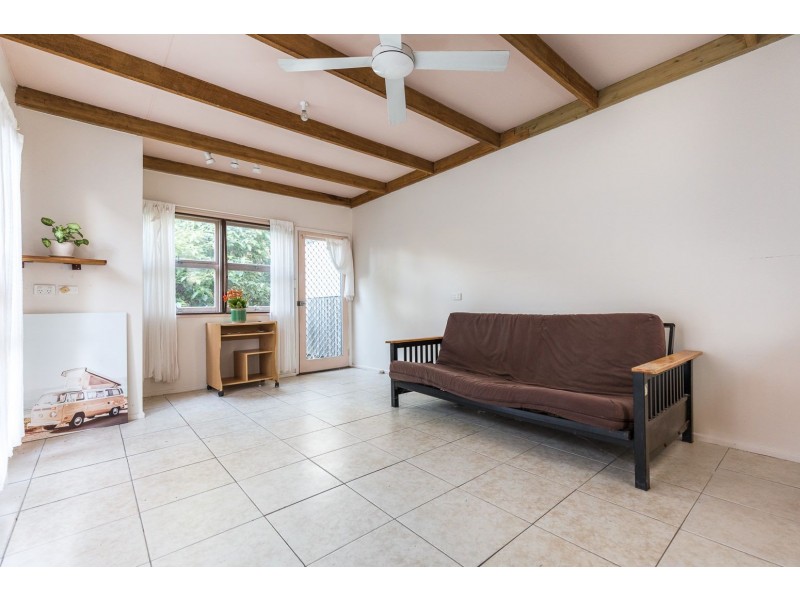75 Mooloomba Road, Point Lookout QLD 4183