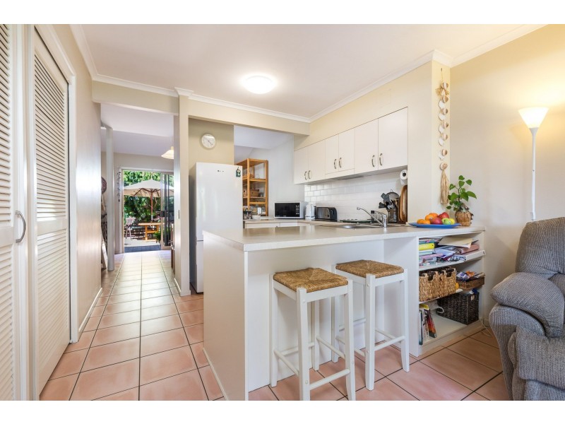 3/21-25 Cumming Parade, Point Lookout QLD 4183