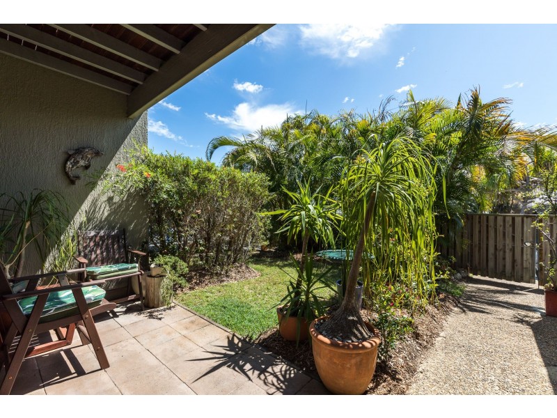 3/21-25 Cumming Parade, Point Lookout QLD 4183