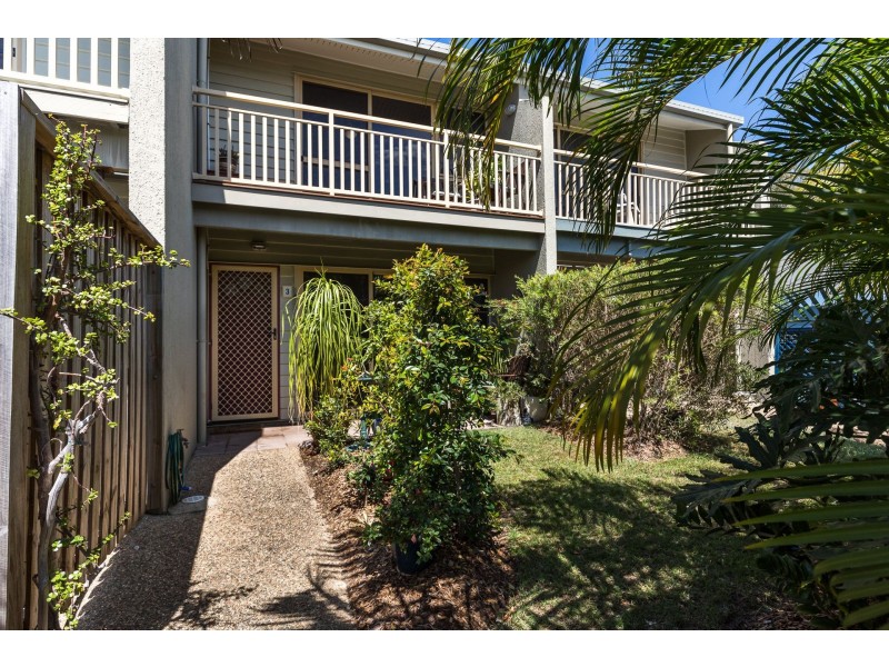 3/21-25 Cumming Parade, Point Lookout QLD 4183