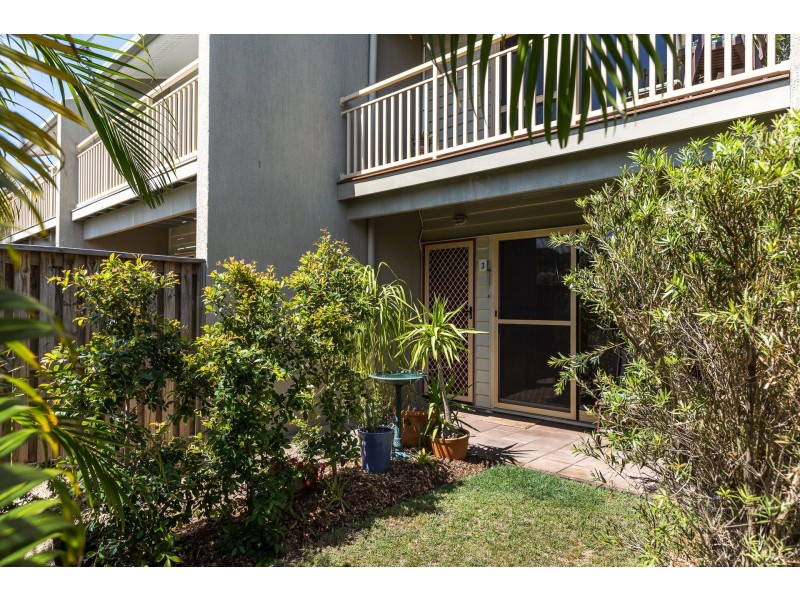 3/21-25 Cumming Parade, Point Lookout QLD 4183