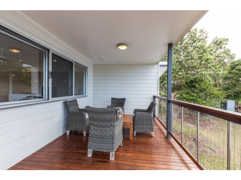 31 George Nothling Drive, Point Lookout QLD 4183