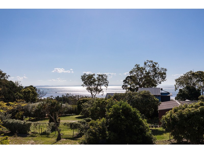4 Boronia Court, Dunwich QLD 4183