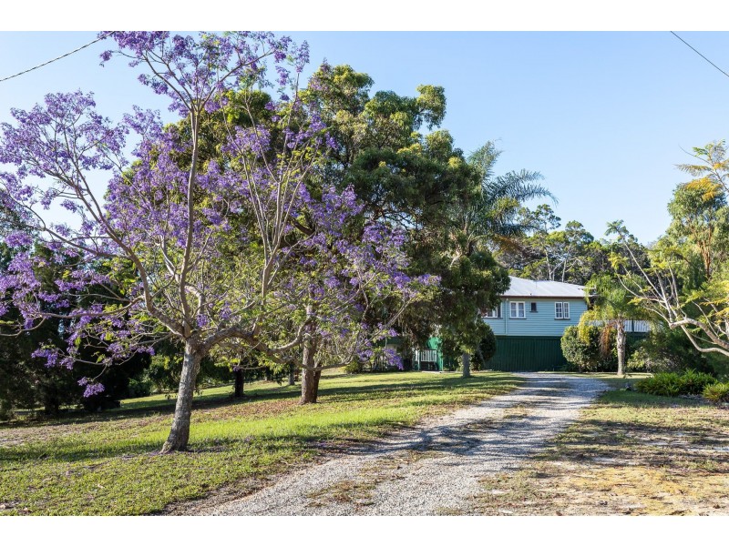 4 Boronia Court, Dunwich QLD 4183