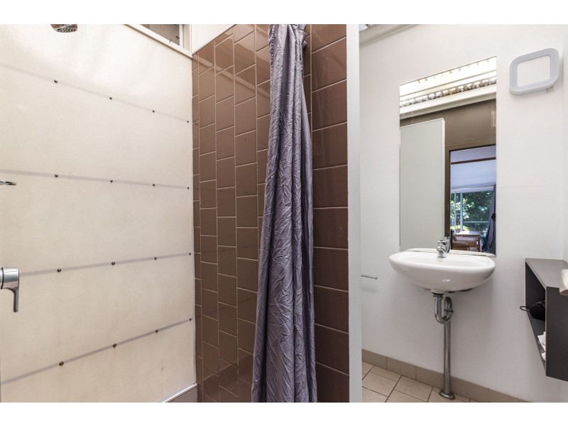 2/49 Dickson Way, Point Lookout QLD 4183