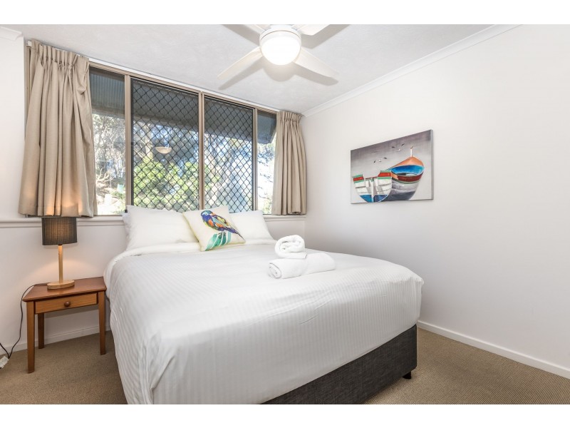 31/11-13 Samarinda Drive, Point Lookout QLD 4183