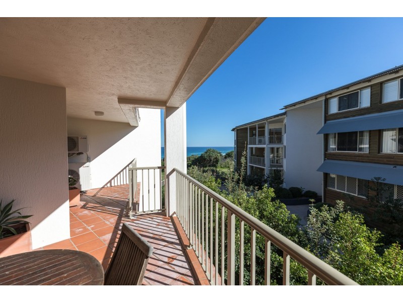 31/11-13 Samarinda Drive, Point Lookout QLD 4183