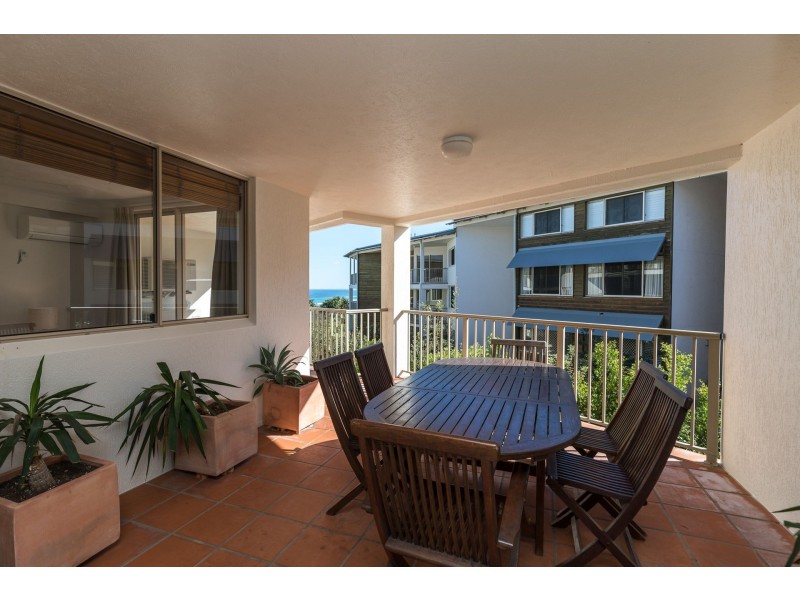 31/11-13 Samarinda Drive, Point Lookout QLD 4183