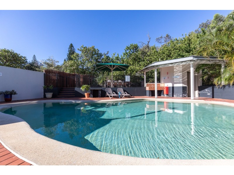 31/11-13 Samarinda Drive, Point Lookout QLD 4183