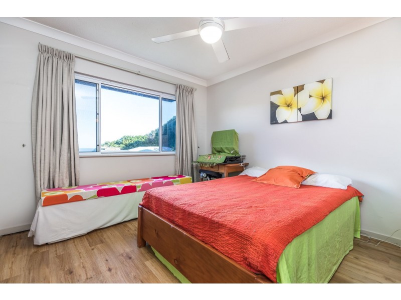 5/1-5 Samarinda Drive, Point Lookout QLD 4183