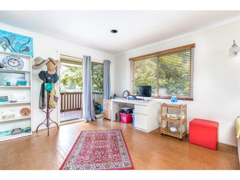 27 Gonzales Street, Amity Point QLD 4183