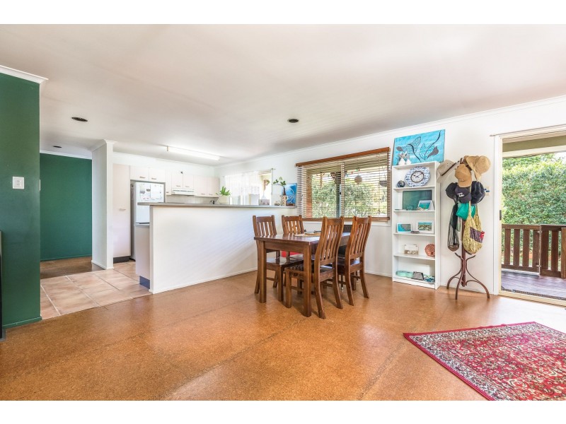 27 Gonzales Street, Amity Point QLD 4183