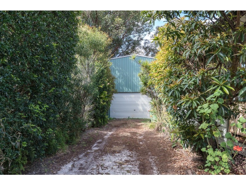 27 Gonzales Street, Amity Point QLD 4183