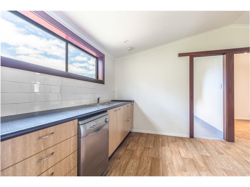 27 Gonzales Street, Amity Point QLD 4183