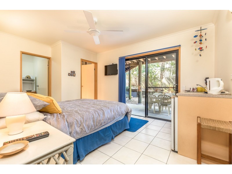 70 Mooloomba Road, Point Lookout QLD 4183