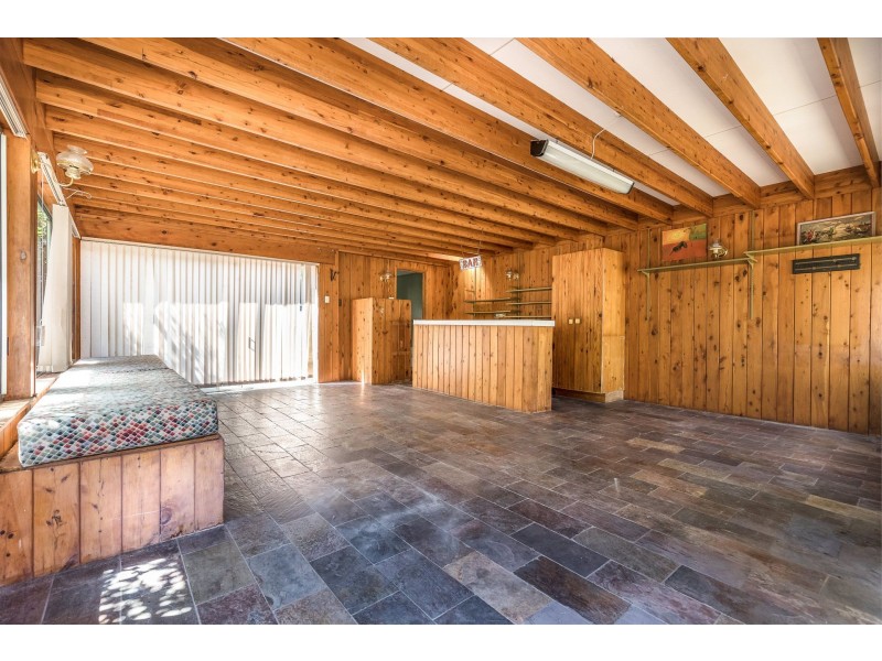 13 Ballow Street, Amity Point QLD 4183