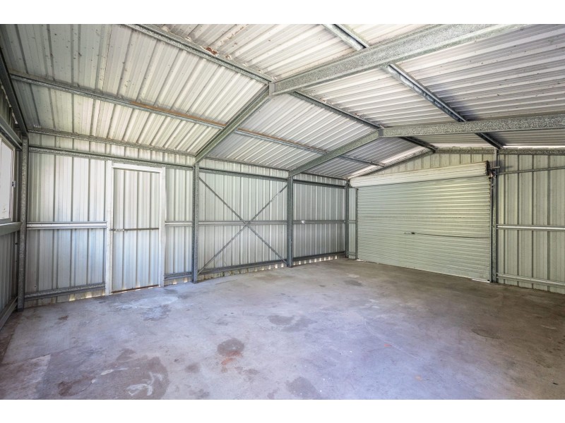 13 Ballow Street, Amity Point QLD 4183